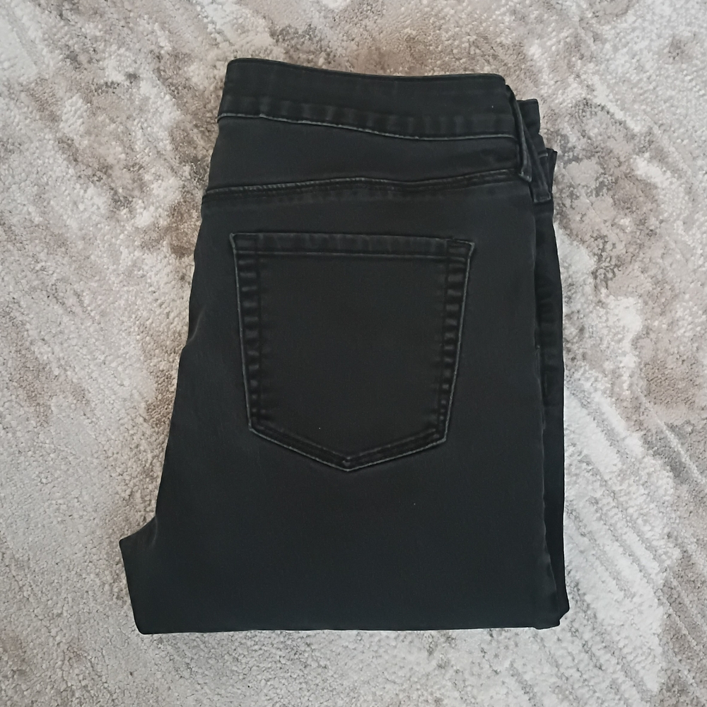 Bullhead Mid Rise Skinniest Black Thin Denim Pants